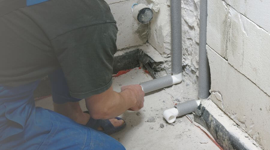 Expert burst pipe repair services in Oreana, IL